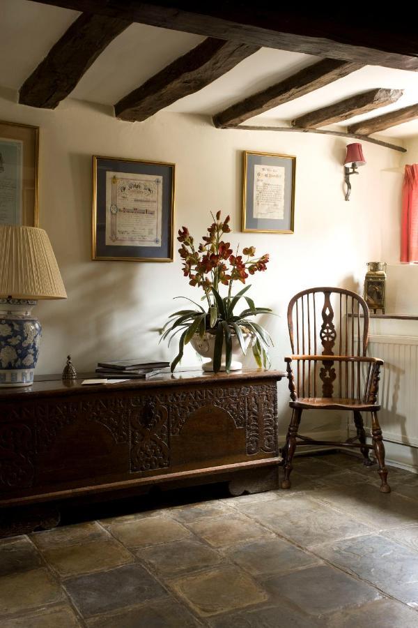 Bed and Breakfast The Old Manor House Halford  Экстерьер фото